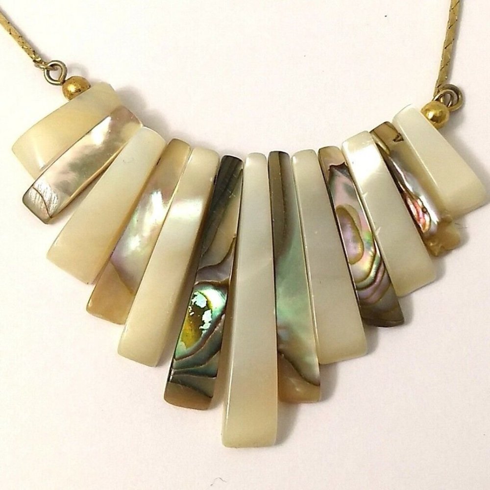Vintage Mother of Pearl Fan Style Necklace Gold Plated Chain Iridescent 11 Piece